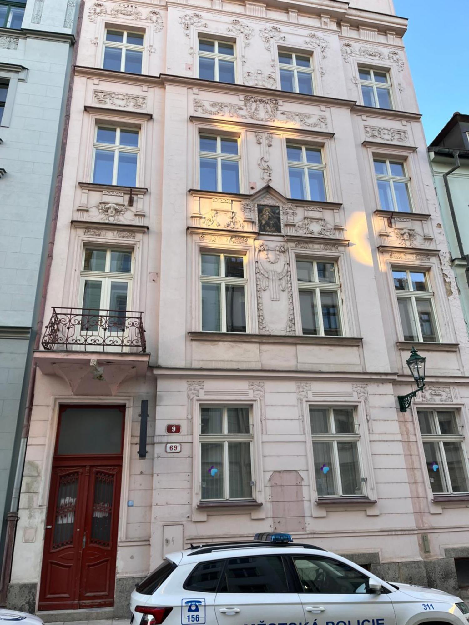Pearl Bee Deluxe Suites Plzeň Extérieur photo