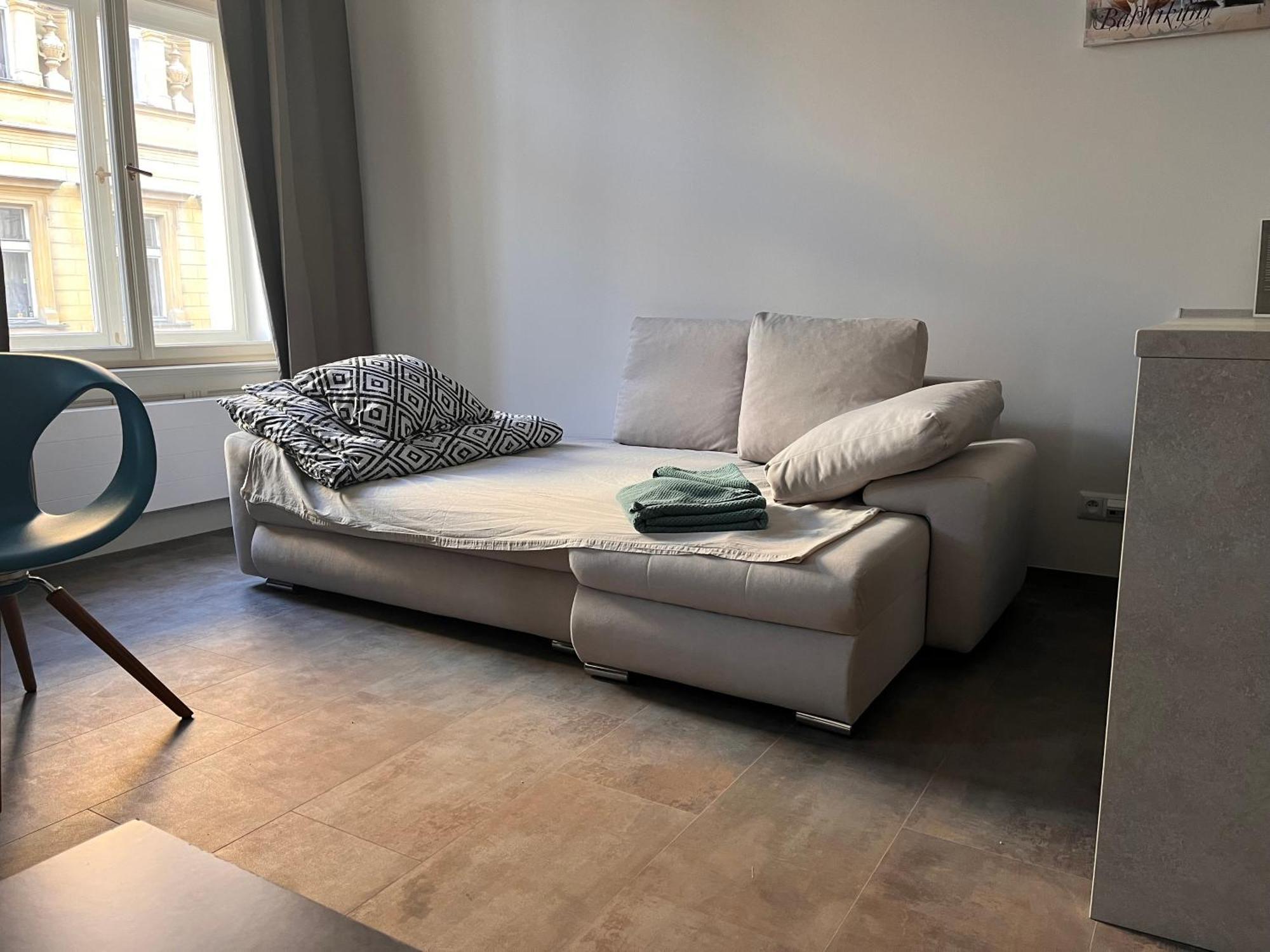 Pearl Bee Deluxe Suites Plzeň Extérieur photo